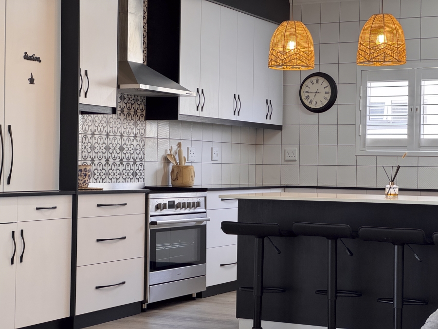 3 Bedroom Property for Sale in Country Club Western Cape